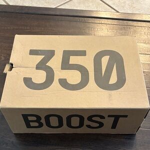 Yeezy Boost 350 V2 with Box